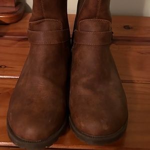 Girls Brown Cat and Jack Tall Boots Size 4